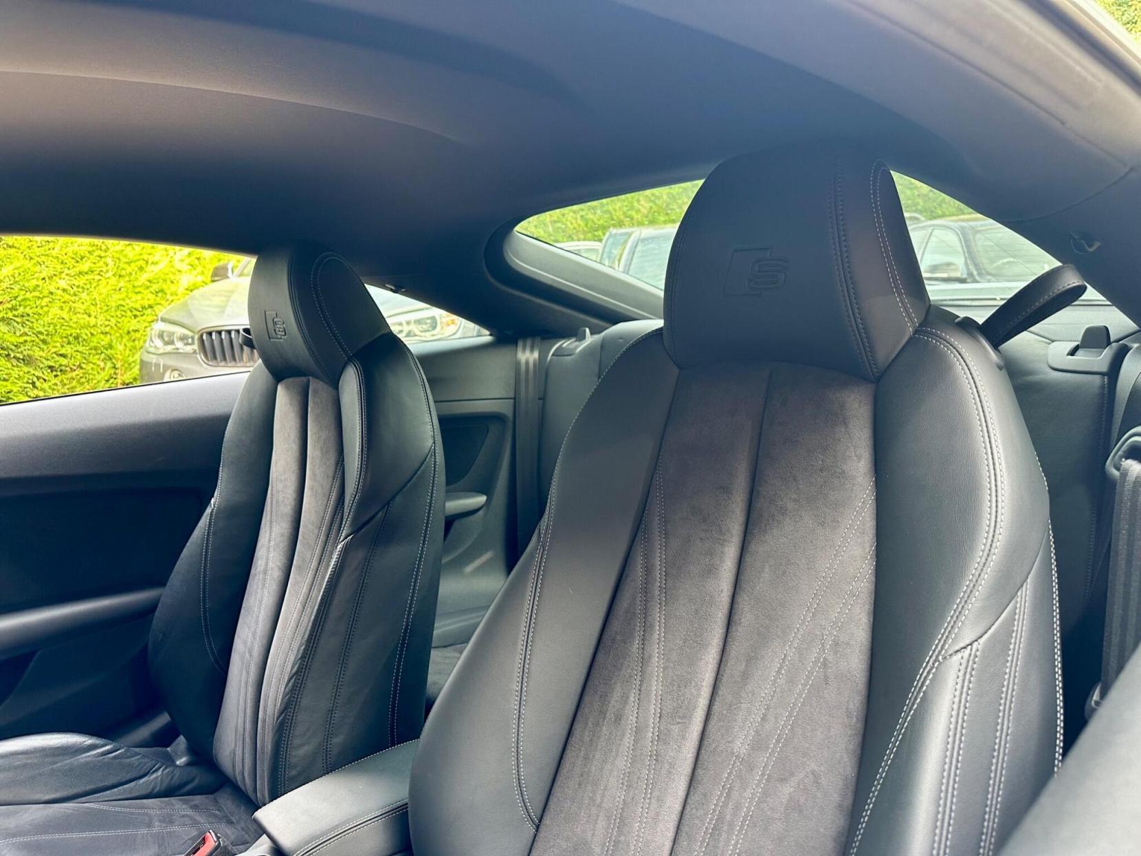 Audi TT 2.0 TFSI Black Edition S Tronic quattro Euro 6 (s/s) 3dr