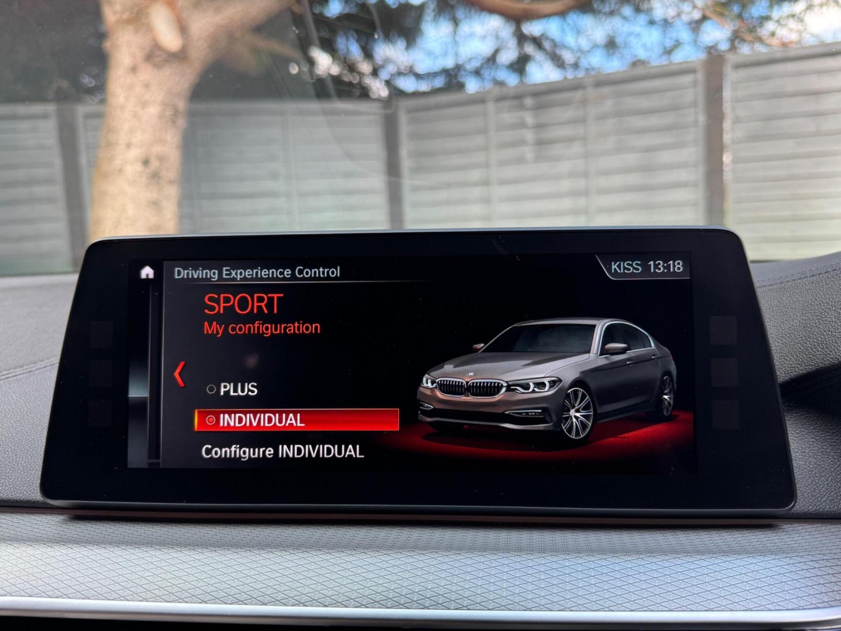BMW 5 Series 3.0 540i M Sport Auto xDrive Euro 6 (s/s) 4dr