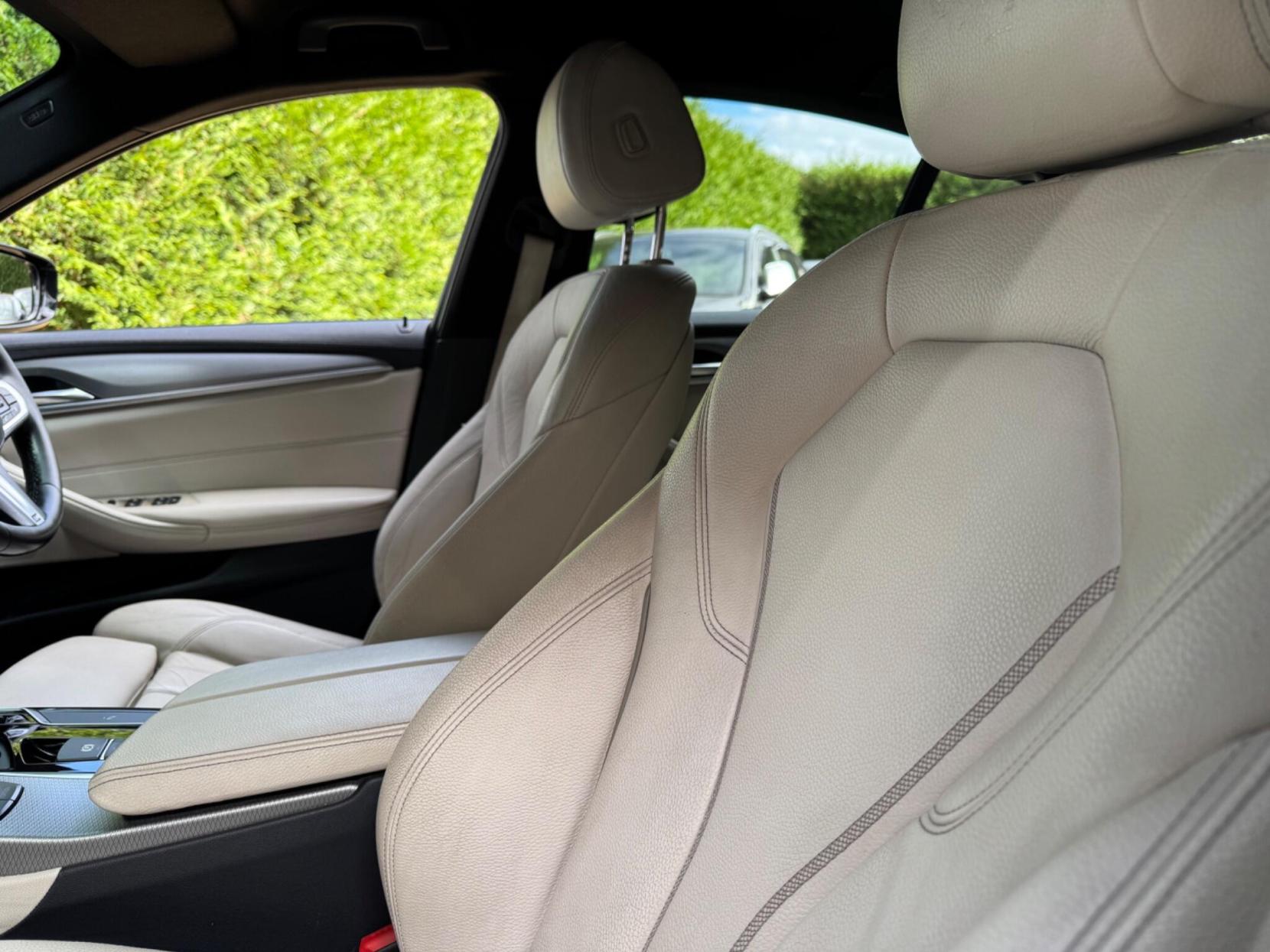 BMW 5 Series 3.0 540i M Sport Auto xDrive Euro 6 (s/s) 4dr