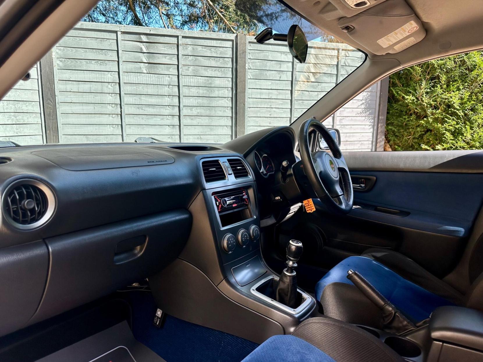Subaru Impreza 2.5 WRX STI Type UK 4dr