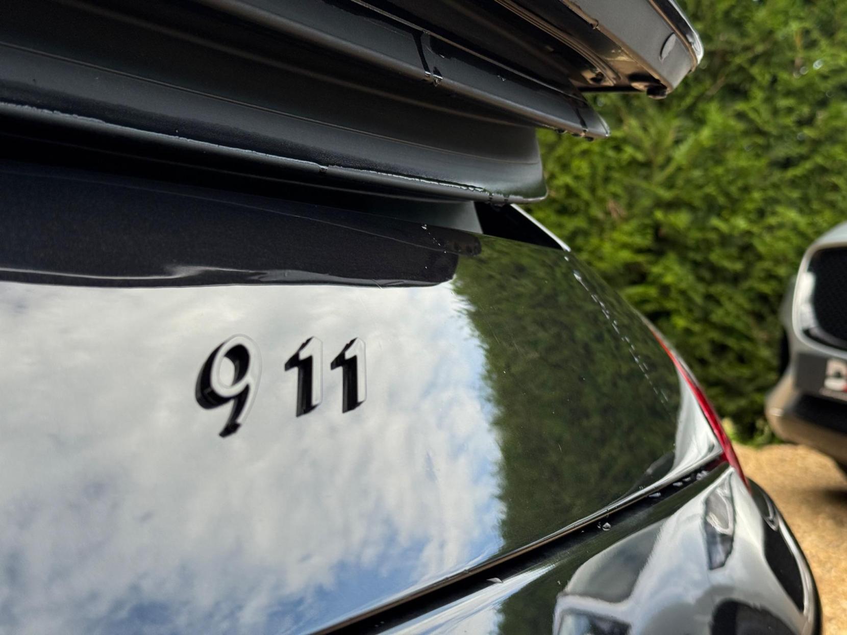 Porsche 911 3.8 997 Carrera S 2dr