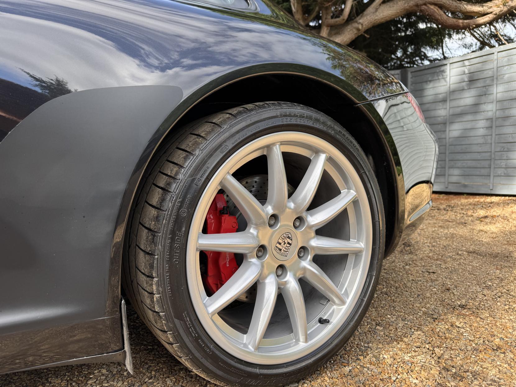 Porsche 911 3.8 997 Carrera S 2dr