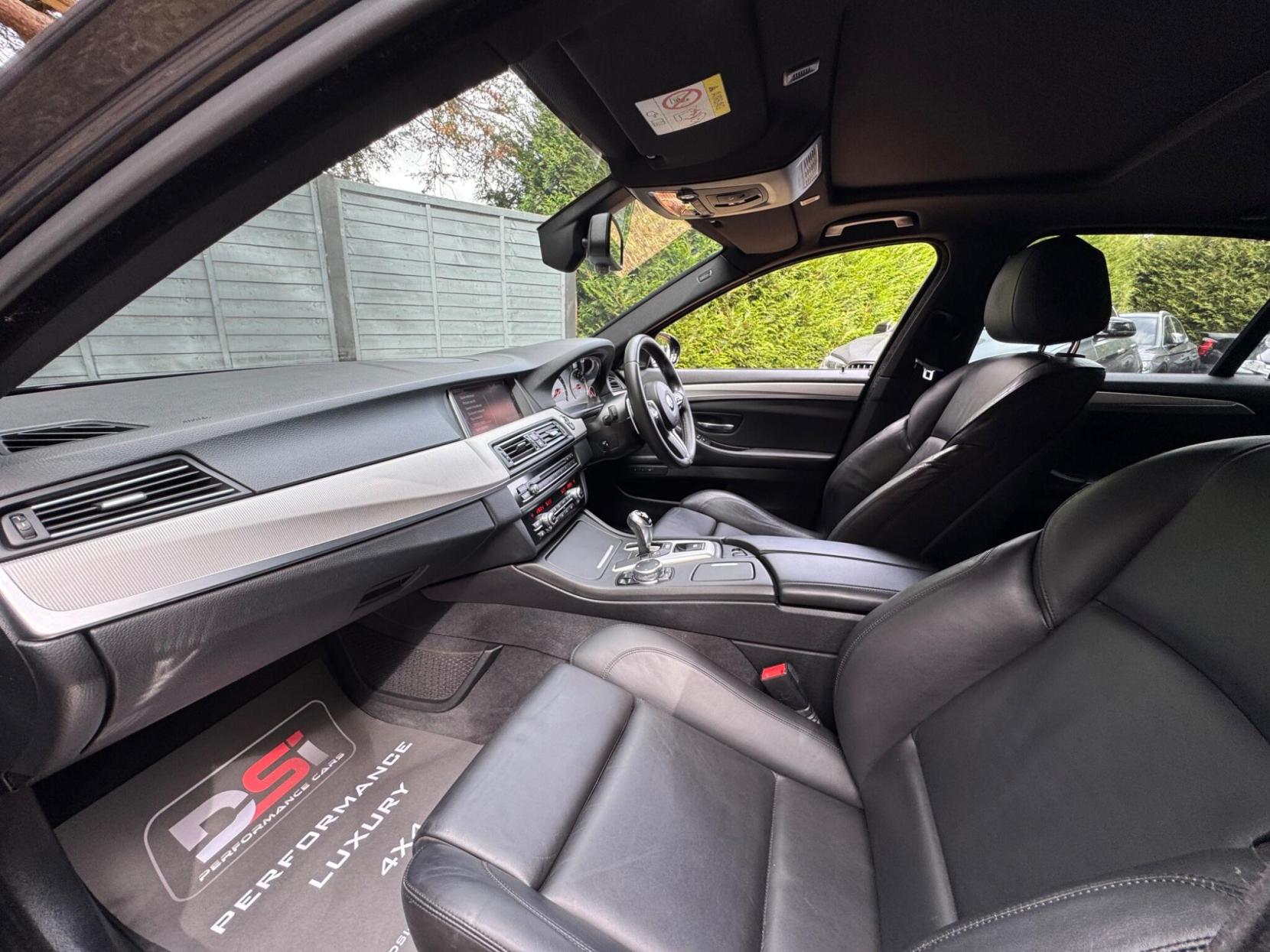 BMW M5 4.4 V8 DCT Euro 6 (s/s) 4dr