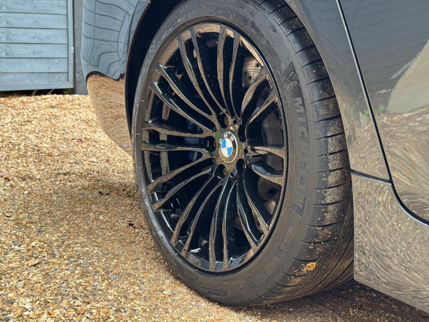 BMW M5 4.4 V8 DCT Euro 6 (s/s) 4dr