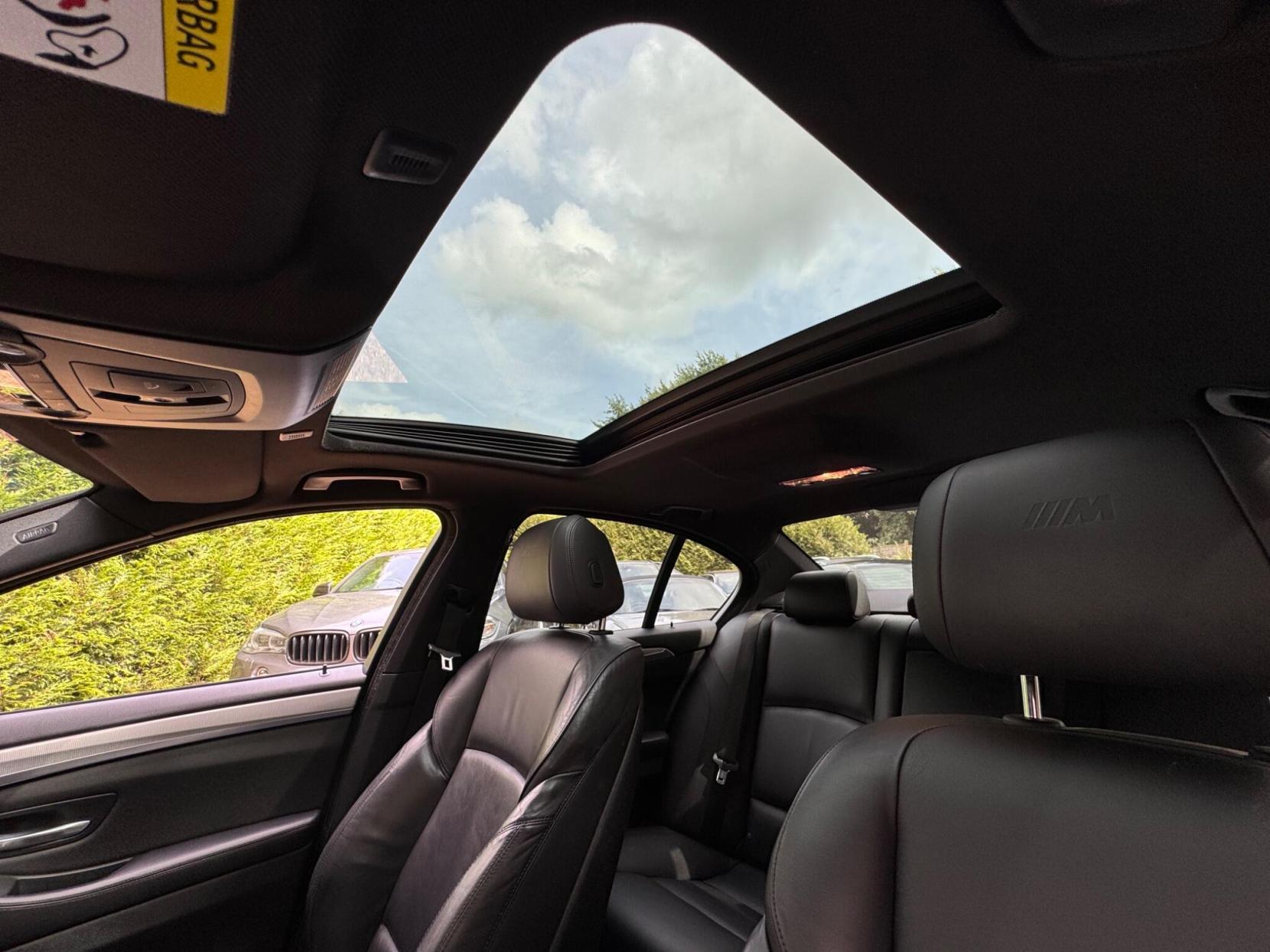 BMW M5 4.4 V8 DCT Euro 6 (s/s) 4dr