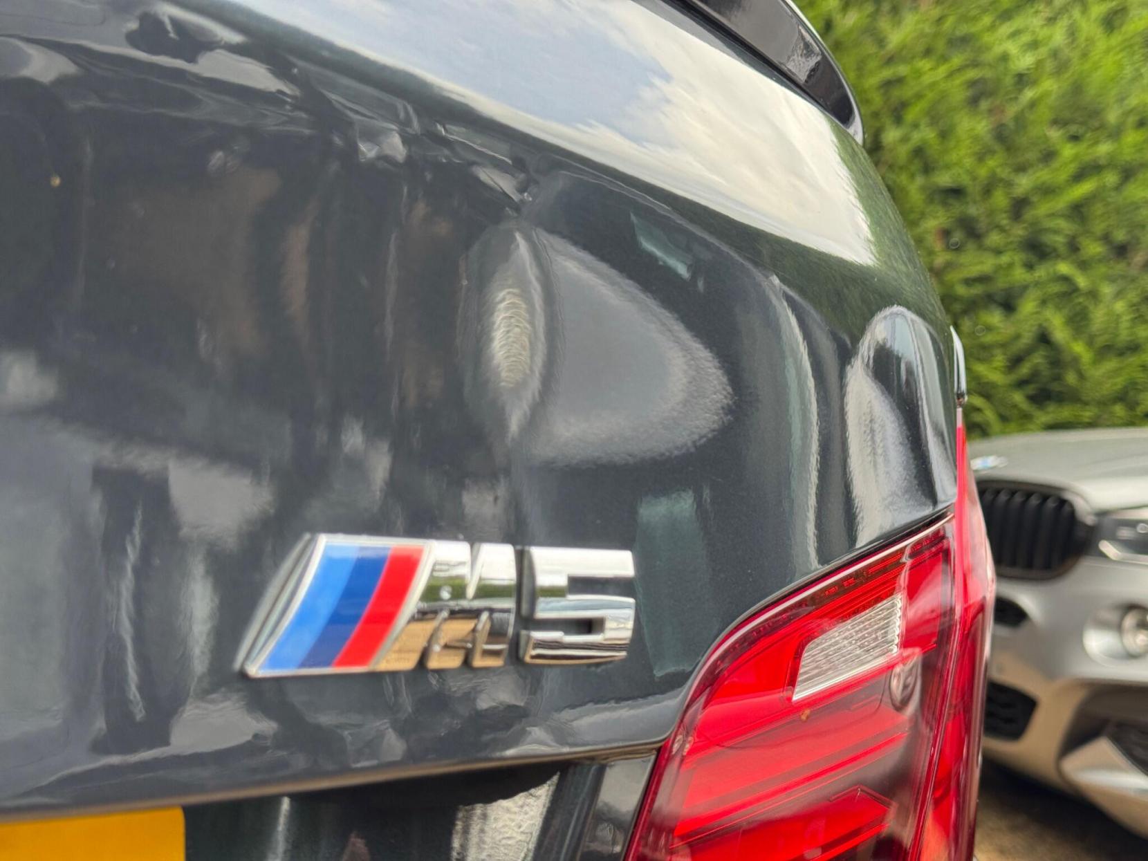 BMW M5 4.4 V8 DCT Euro 6 (s/s) 4dr