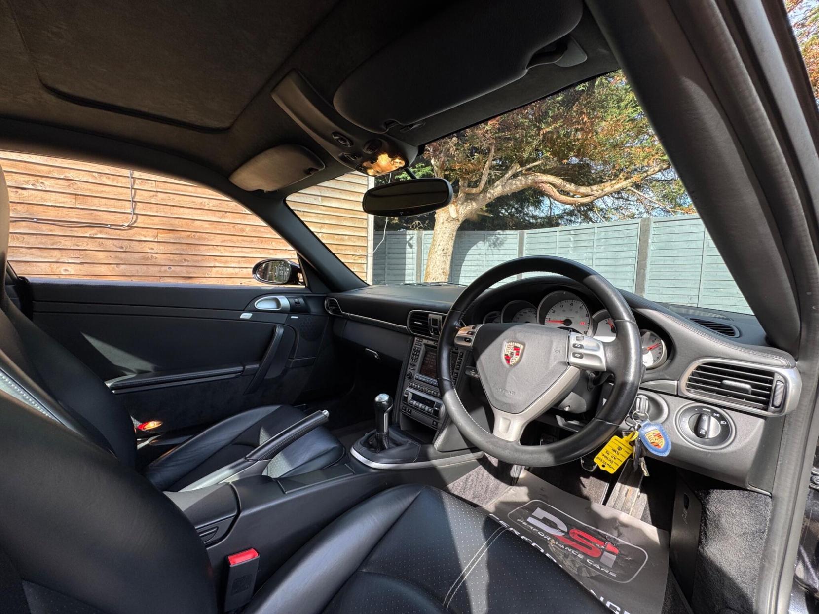 Porsche 911 3.8 997 Carrera 4S AWD 2dr